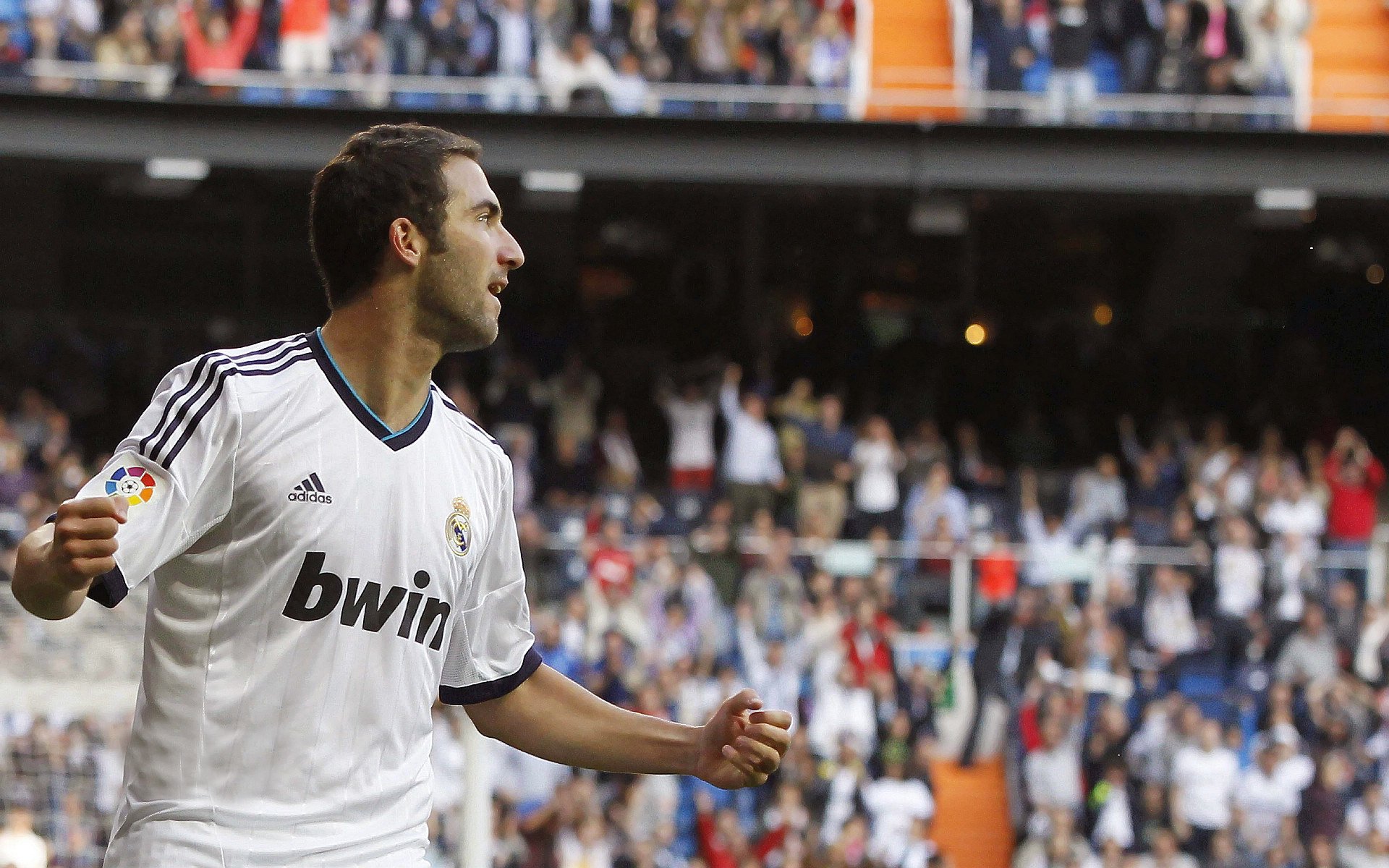 曼城的赖因德斯助力福登进球，欧冠再胜，曼城小赖特